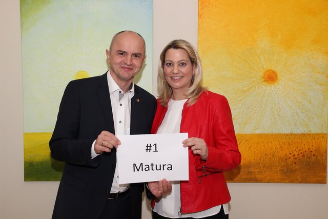 Stolz auf die beste Maturanten-Quote Österreichs: Bildungsdirektor Heinz Josef Zitz und Bildungslandesrätin Daniela Winkler | Foto: Bildungsdirektion Burgenland