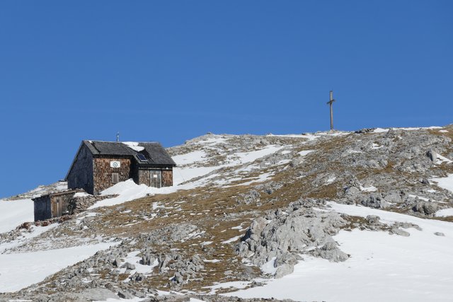 Edelweißerhütte und Mittleres Streitmandl.  | Foto: Thomas Neuhold