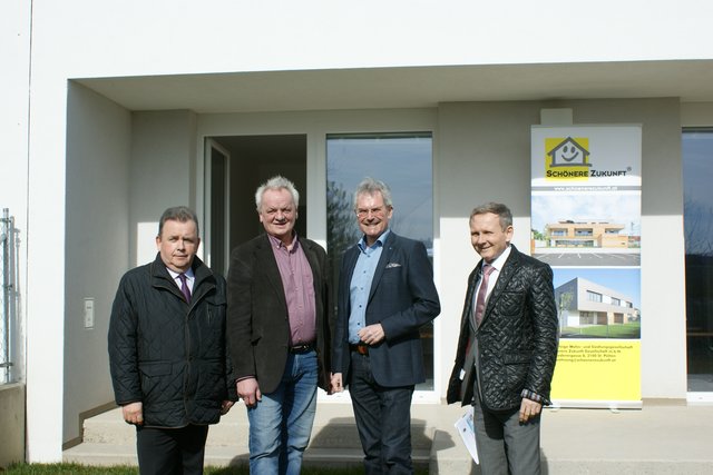 Franz Mold, Bürgermeister von Zwettl, Johannes Prinz, Vizebürgermeister von Zwettl, Karl Wilfing, Präsident des Niederösterreichischen Landtags und Raimund Haidl, Geschäftsführer Schönere Zukunft GmbH | Foto: Tanja Schweigler