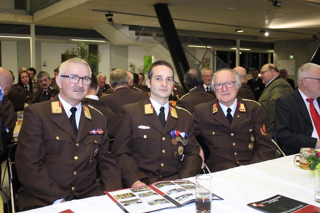 Drei Generationen an Kommandanten: Franz Poscher, Gerhard Panhofer und Maximilian Brandstetter (v. li.) | Foto: FF Perg