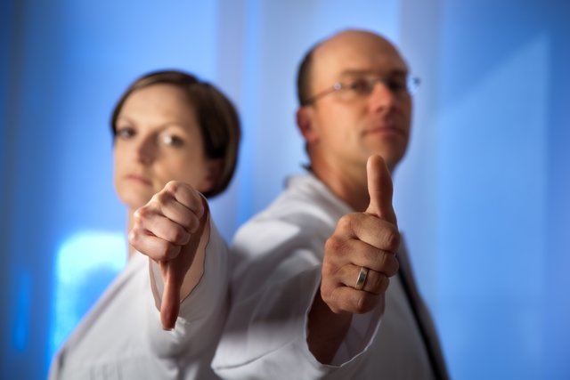Wir überprüfen populäre Mythen der Medizin auf ihren Wahrheitsgehalt. | Foto: pix4U / Fotolia.com