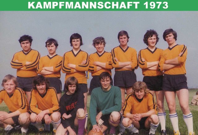 Die Kampfmannschaft des SK Wullersdorf aus dem Jahr 1973