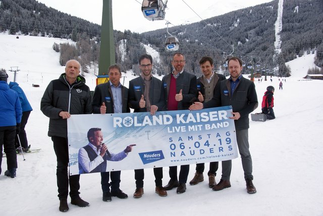 Freuen sich auf das Mega-Konzert: Die Vorstände Vizegbm. Karl Ploner und Manfred Wolf, Bgm. Helmut Spöttl, Kurt Kleinhans, TVB-GF Manuel Baldauf und Prokurist Georg Schöpf (v.l.).