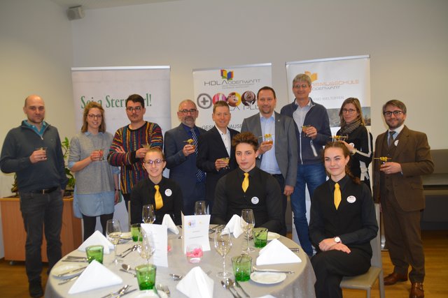 Einen #auffallend guten Cocktail servierten die Schüler beim Entrepreneurship Day an der HBLA Oberwart.