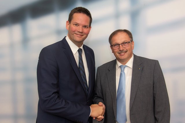 Europa-Abgeordneten Lukas Mandl und Landtagsabgeordneten Richard Hogl. | Foto: ÖVP