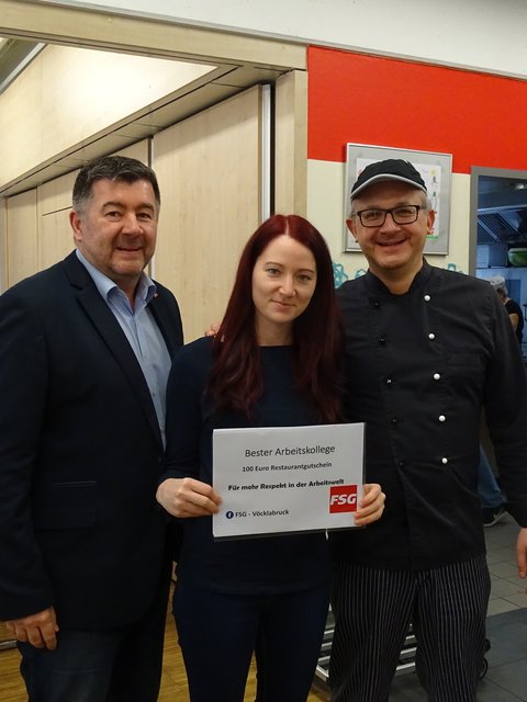 FSG-Regionalvorsitzender Josef Ablinger mit Conny Langstadlinger und ihrem Kollegen Paul Leeb.