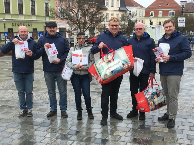 Roland Kapeller (WAKU), Bernhard Knapp (Agrana), Irene Burger (MKE), Dietmar Datler (Landespflegeheim WT), Josef Holzmann (MKE), Hannes Preissl (Agrana) | Foto: Schneider