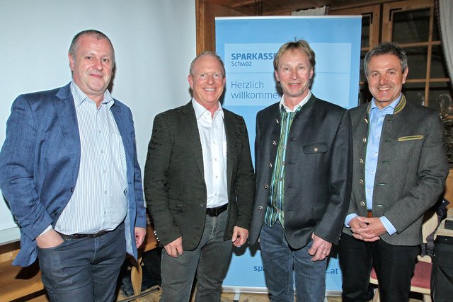 Erfolgreiches Seminar in Tux: VDir. Bernhard Plattner, Dr. Michael Spitzbart, Wilfried Erler (Wirtschaftsbund Tux) und VDir. Helmut Rainer (von links)