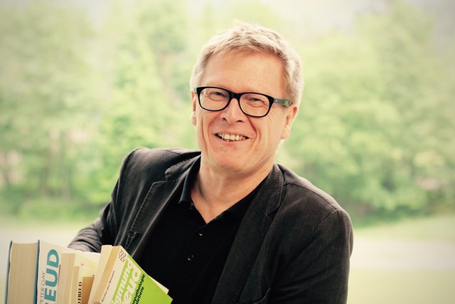 Paulus Hochgatterers Aufführung im NÖ Landestheater.  | Foto: © wort.spiele THALHOF