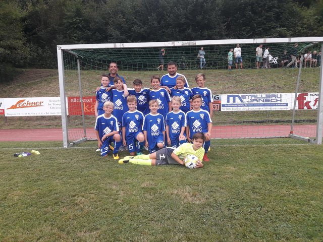 U11 mit Trainer Reinhard Simek und Kurt Sieber 