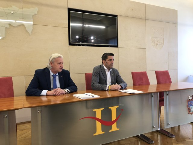 Bernreiter gibt Rücktritt bekannt, Nachfolger wird Babinsky. | Foto: Goll