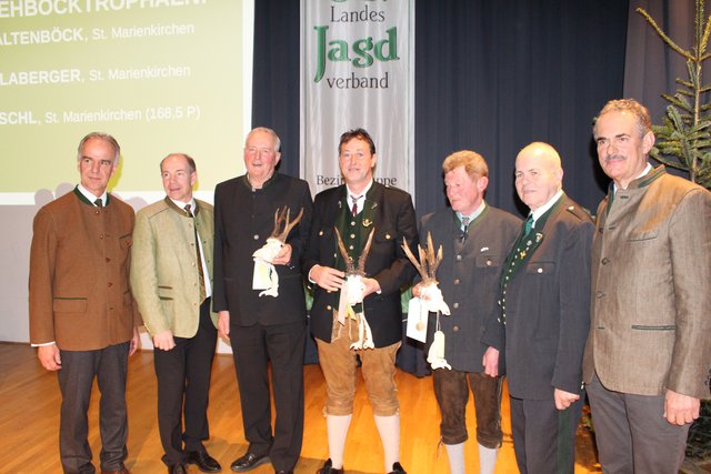 Die drei Jäger wurden in der Kategorie "Beste Rehbocktrophäe" ausgezeichnet.
