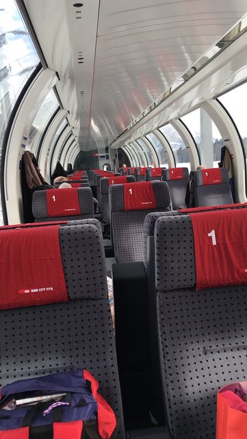 First Class im Panoramawagen | Foto: Anna Maria Kaufmann