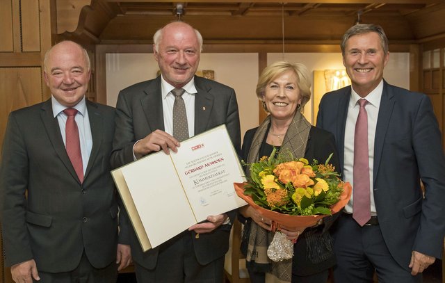 WKS-Präsident Konrad Steindl, Kommerzialrat Gerhard Aichhorn und seine Gattin Theresia, WKS-Direktor Manfred Pammer. | Foto: WKS/Neumayr/Leo