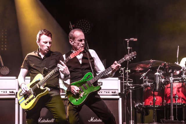 Am 24. August rocken Status Quo die Schlosswiese in Moosburg
