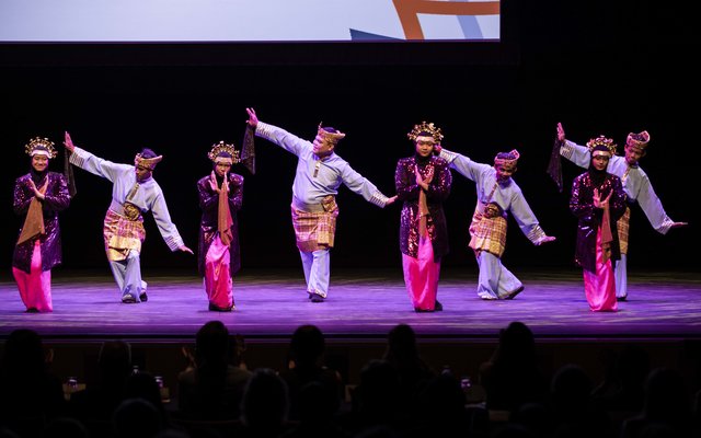 140 Tänzer aus 25 Nationen waren in Abu Dhabi dabei. | Foto: SOWG Photos