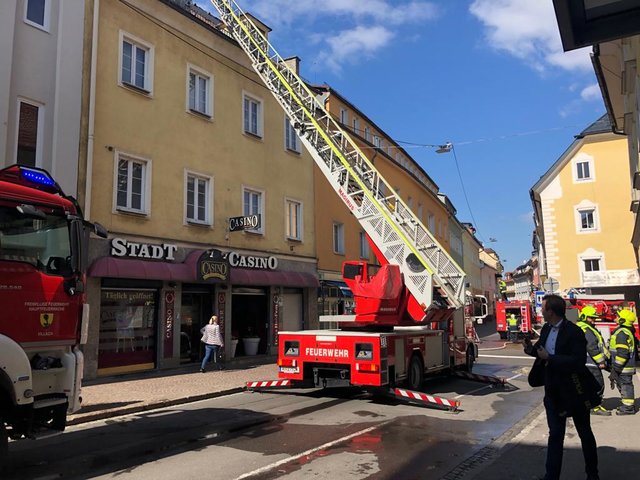 Der Brand soll in der Küche eines griechischen Restaurants entstanden sein