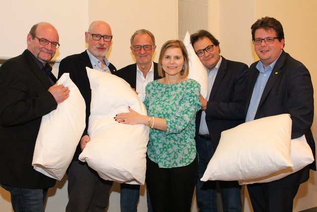 Beim exclusiven Gesundheitsvortrag: Robert Müllneritsch (Infineon), Schlaf-Forscher Günther W. Amann-Jennson, Jakob Hraschan (Panaceo Geschäftsführer), Heidemarie Schrei (Hoteldirektorin), Apotheker Alexander Telesko und Gesundheitsreferent Christian Pober