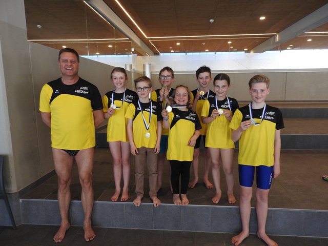 Trainer Pepi Mair, Theresa Riepler, Karl Kastner, Julian Ameseder, Anna Nemmert, Leo Preyer, Anna Beite und Nico Tabernig (v. li.)  | Foto: SU Osttirol