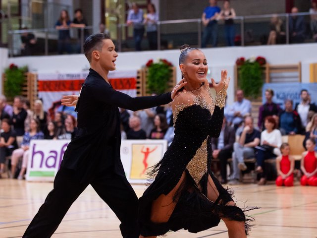 Magdalena Trepa und Kacper Kopec vom UTSS Gänserndorf, tanzen in der A-Klasse ins Finale. | Foto: Regina Courtier