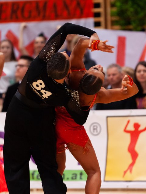 Die fünfache Staatsmeisterin Katharina Würrer mit ihrem neuen Tazpartner Christoph Holczik. Bronze für die beiden. | Foto: Regina Courtier