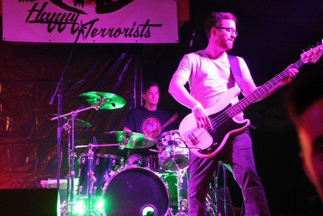 Die Happy Terrorists heizten dem Publikum ein.