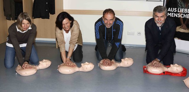 Herzdruckmassage im Rhythmus des Radetzky- Marsches