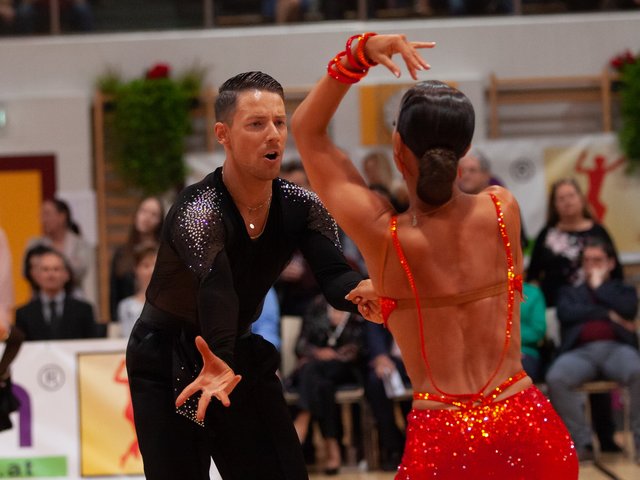 Die fünfache Staatsmeisterin Katharina Würrer mit ihrem neuen Tazpartner Christoph Holczik. Bronze für die beiden. | Foto: Regina Courtier