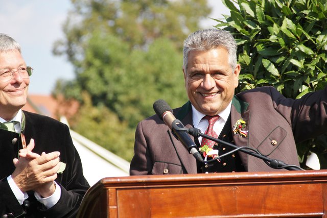 Der St. Veiter Bürgermeister Gerhard Mock am 657. St. Veiter Wiesenmarkt | Foto: WOCHE