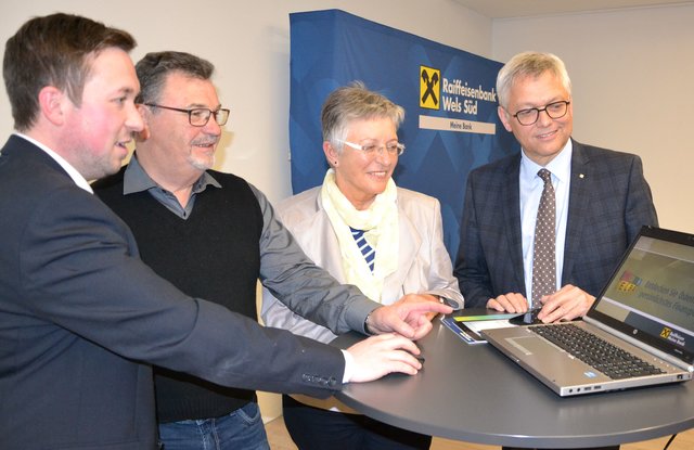 Patrick Gruber, Fritz Gatterbauer, Rodica Platzer, Dir. Franz Stockinger. | Foto: Edith Glöckl