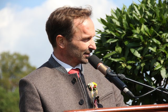 Wiesenmarkt-Referent Rudi Egger am 657. St. Veiter Wiesenmarkt | Foto: WOCHE