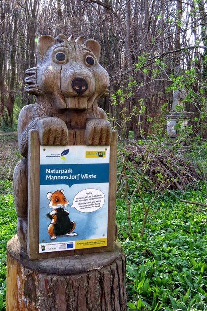 Der Hamster ist das Wüsten-Maskottchen, aber den finden wir erst weiter drinnen im ehemaligen Klostergelände
