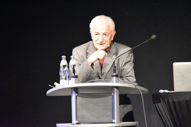 "Städte werden nicht mehr für den Menschen gebaut", sagt Knoflacher.