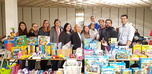 Der Kinderflohmarkt findet erneut große Begeisterung in Hollabrunn. | Foto: JVP Hollabrunn
