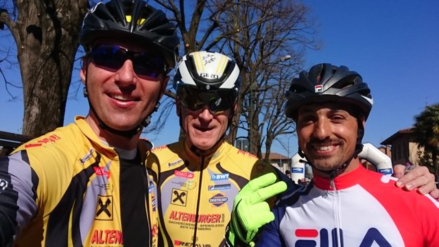 Georg Ulz und Gerald Woisinger mit dem mehrfachen Weltmeister Luca Presti | Foto: KK