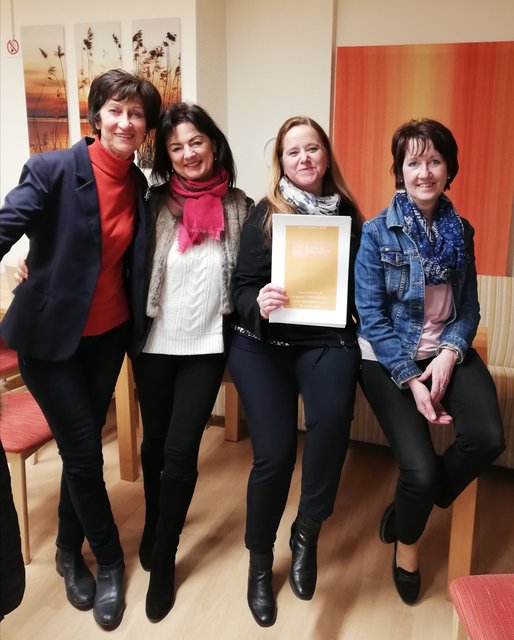 Dielacher, Bina, Laggner-Primosch und die Stellvertretende Schriftführerin Roswitha Zraunig