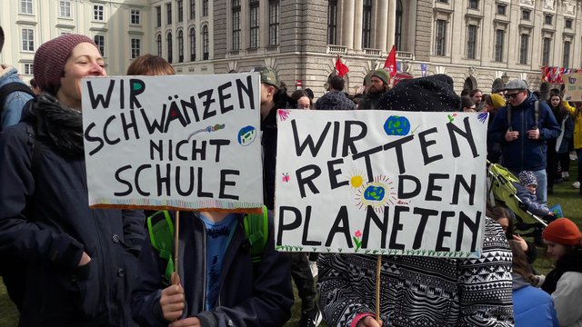 Kinder und Jugendliche stehen für ihre Überzeugungen ein. Sie schwänzen nicht sondern engagieren sich für ihre Zukunft! | Foto: Foto: youngCaritas