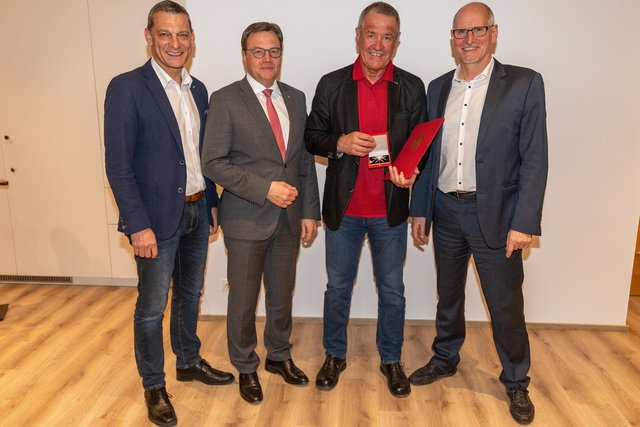 v.l. Landespolizeidirektor Mag. Helmut Tomac, Landeshauptmann Günther Platter, GenMjr Norbert Zobl und HR Dr. Edelbert Kohler. | Foto: Polizei
