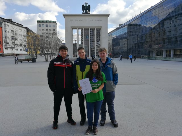 Das Schulsiegerteam der NMS Vils am Landhausplatz. | Foto: NMS Vils