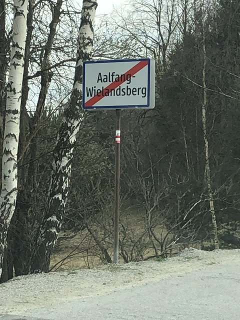 Wielandsberg trägt seit dieser Woche auf den Ortstafeln den Namen der Nachbargemeinde.