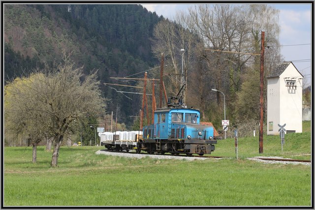 Wenn die Bäume blühen wird's sicher ein hingucker ,... 
