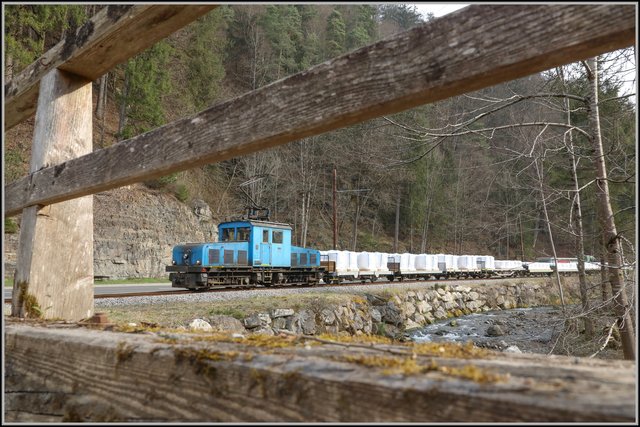 Wildromantisch entlang des Bachlaufes
