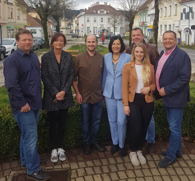 Wollen Innenstadt aktiv entwickeln: Martin Pröll, Verena Hofer, Philipp Szemes, Andrea Gottweis, Horst Franz, Mirjam Kayer, Eduard Posch
