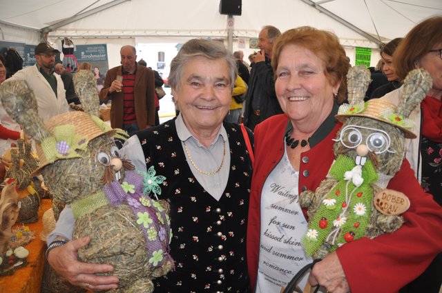 Rosa Polesnig mit Zwillingsschwester Maria Wautsche. | Foto: Christopher Polesnig