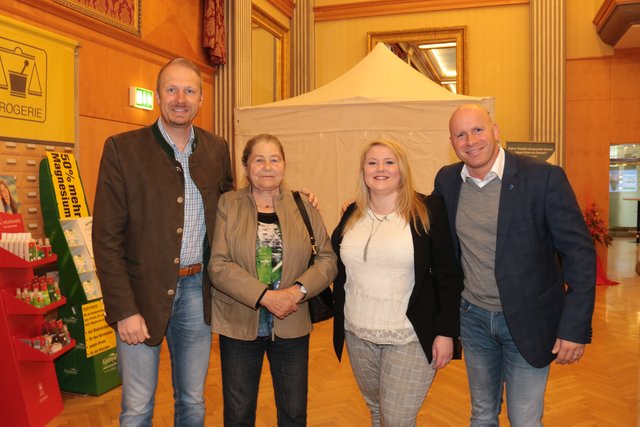 Die Voitsberger FPÖ-Gemeindefraktion mit Startrat Markus Leinfellner | Foto: Lederer