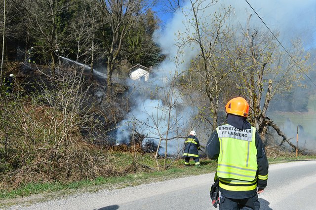 Böschungsbrand in Lasberg | Foto: mariokienberger.at