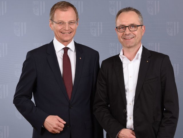Landeshauptmann Thomas Stelzer und Alfred Mayr. | Foto: Foto: OÖVP
