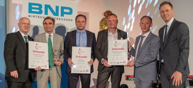 Sieger Martin Braun (Braun Maschinenfabrik, 2. v. l.) mit Sparkassen-Vorstandsvorsitzender Michael Rockenschaub, Georg Scharpenack (Ulbrichts), Manfred Zorn und Manfred Mühringer (SMW) sowie BRS-Chefredakteur Thomas Winkler.