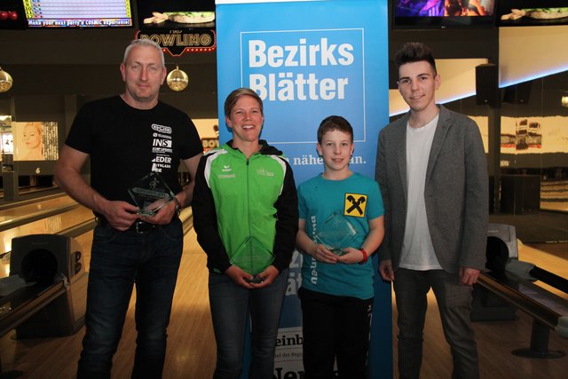 Die erfolgreichen Sportler aus Melk: Karl Schadenhofer, Verena Witek und Timon Kretzl mit Sebastian Puchinger.