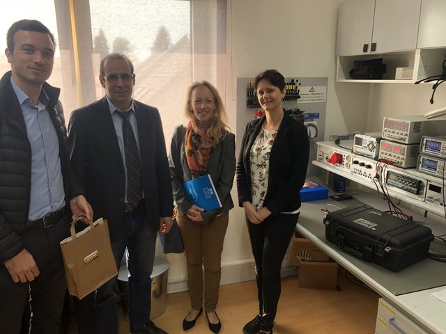 &lt;b&gt;Stippvisite bei Accu Power:&lt;/b&gt; Christoph Hofer, Issam Al-Abassy, Christina Ulrich, Nathalie Moscher-Tuscher | Foto: KK